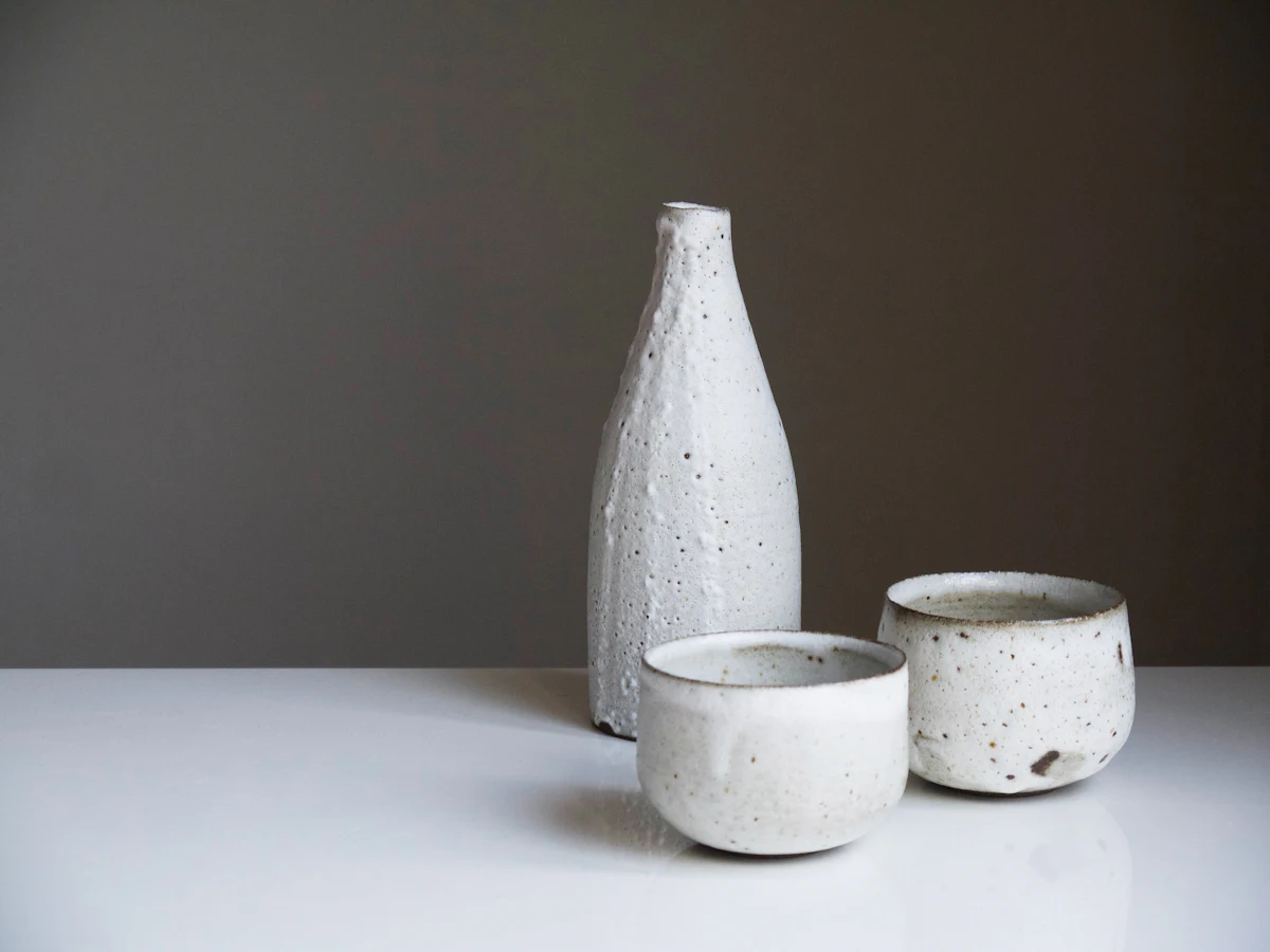 Ribbed carafe